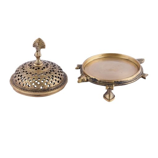 natural and artistic